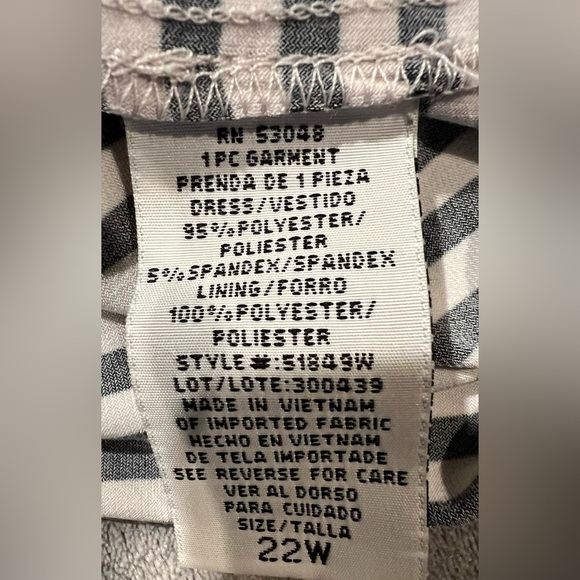 Women's "Sofia Christina" Black Striped Sleeveless Jersey Sheath Dress; Size 22W - Picture 6 of 6